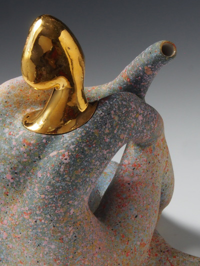 Popova teapot closeup