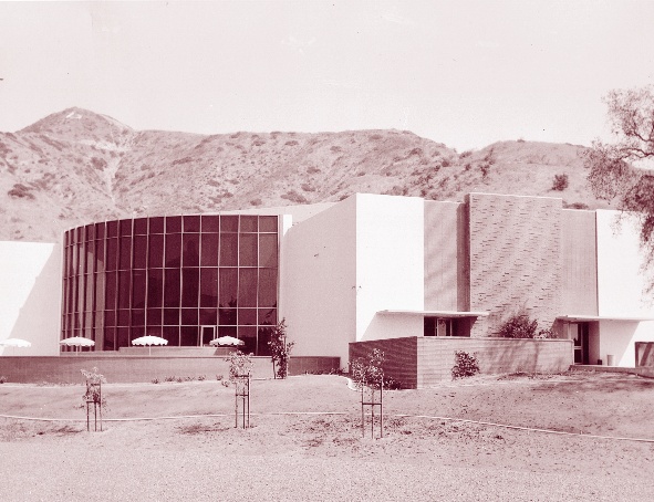 Vintage GCC Photo Library Building, windows